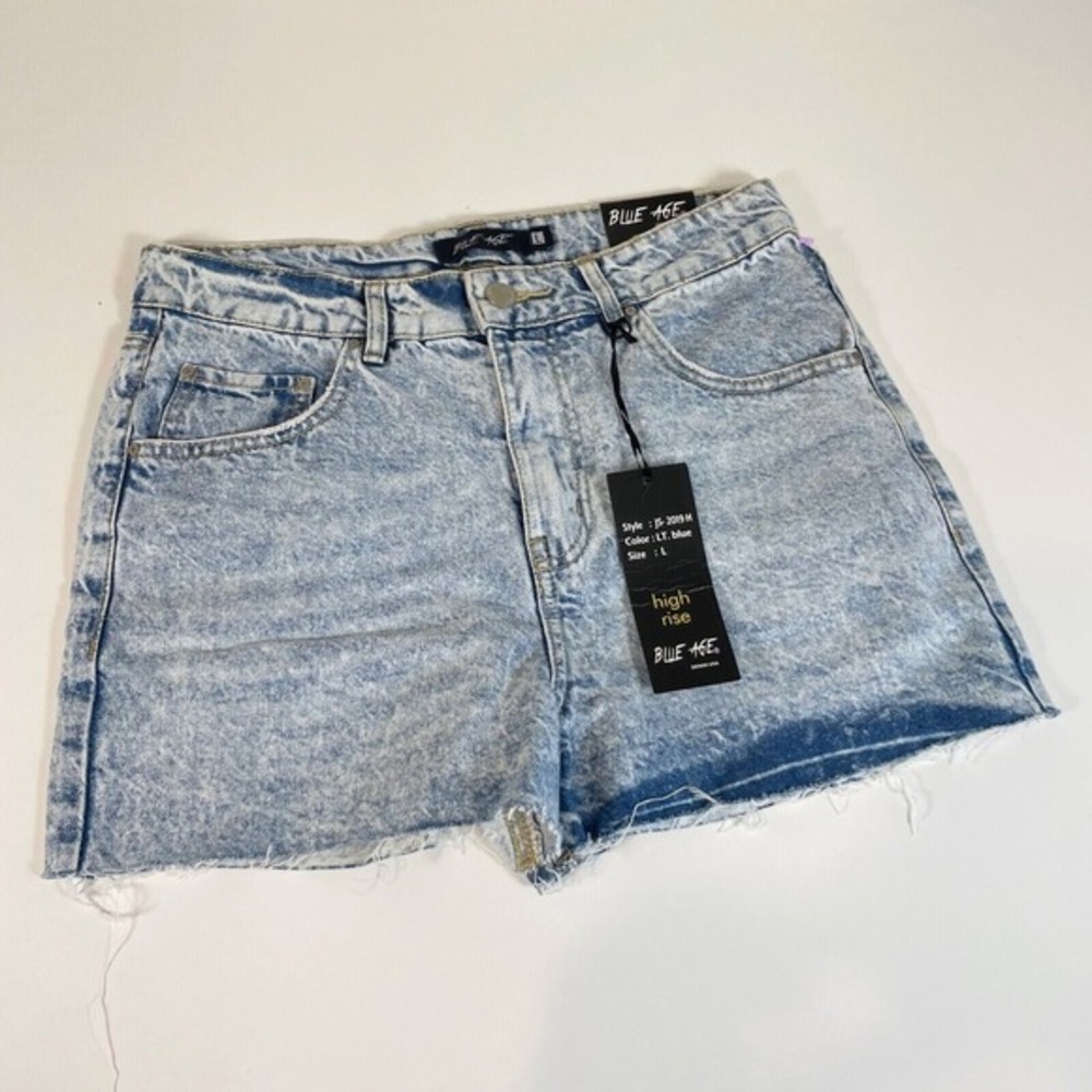 Blue Age High Rise Cut‎ Off Shorts Womens Size L Blue Light Denim Raw Hem NEW